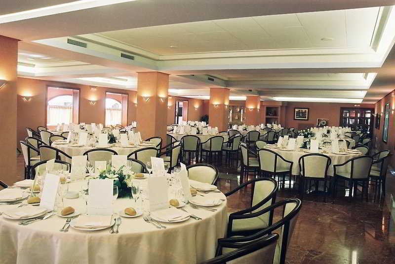 Hotel Restaurant Bon Retorn Figueres  Eksteriør billede